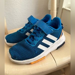 Adidas cloudfoam sneakers little boys size 13C